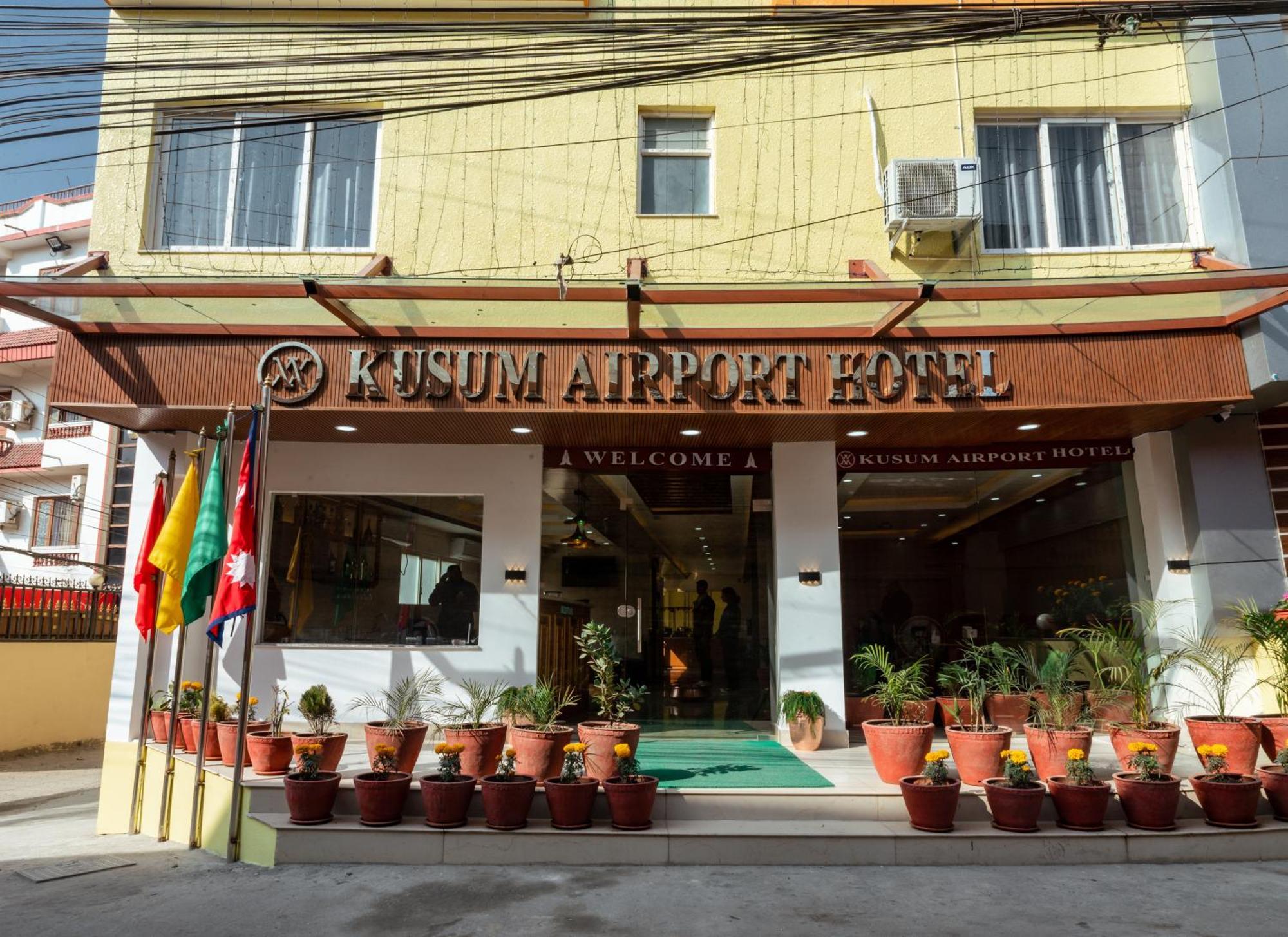 Kusum Airport Hotel Katmandu Kültér fotó